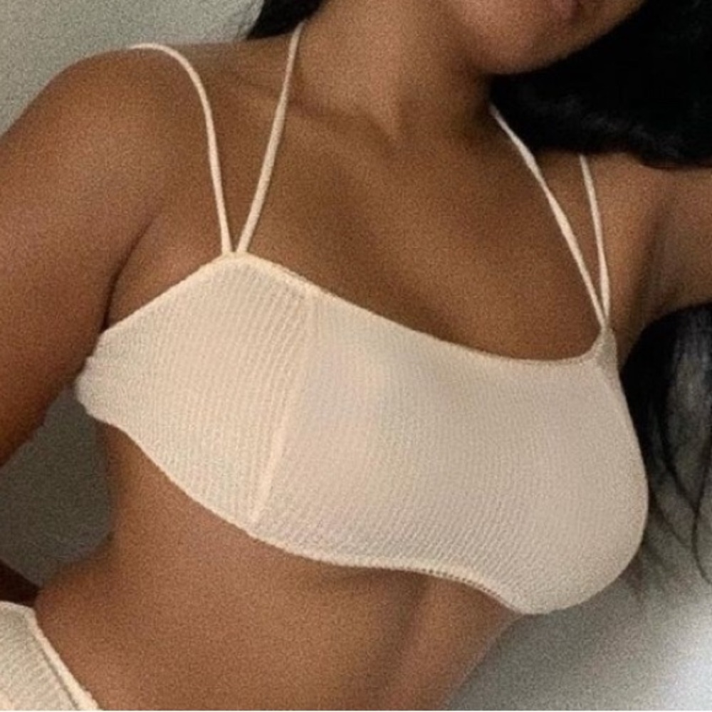 Elle Reve Passion Bra and Panty Set - NWT - Size L Cream Ribbed Knit
